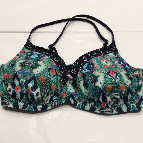 Athleta Other - Athleta bikini top38D/DD
